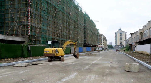 恒大以西配套道路建設(shè)工程有序推進(jìn),預(yù)計(jì)9月中旬形成通車(chē)能力